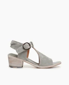 P. Monjo  P-748 Sandal