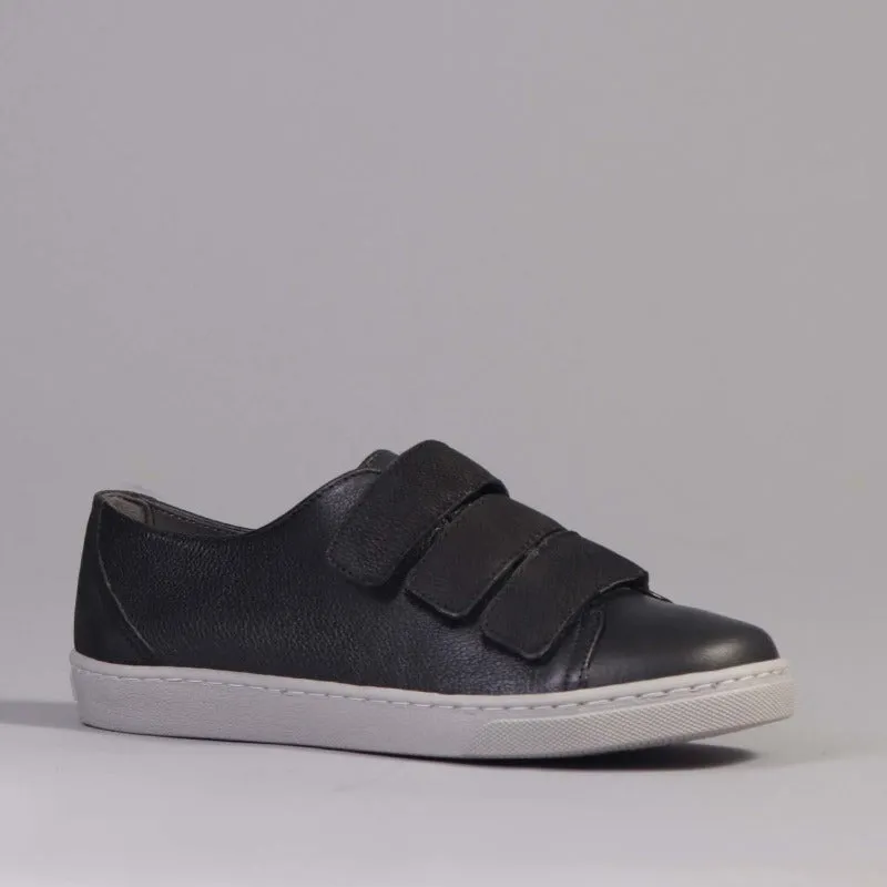 Velcro Sneaker with Removable Footbed in Black - 12507